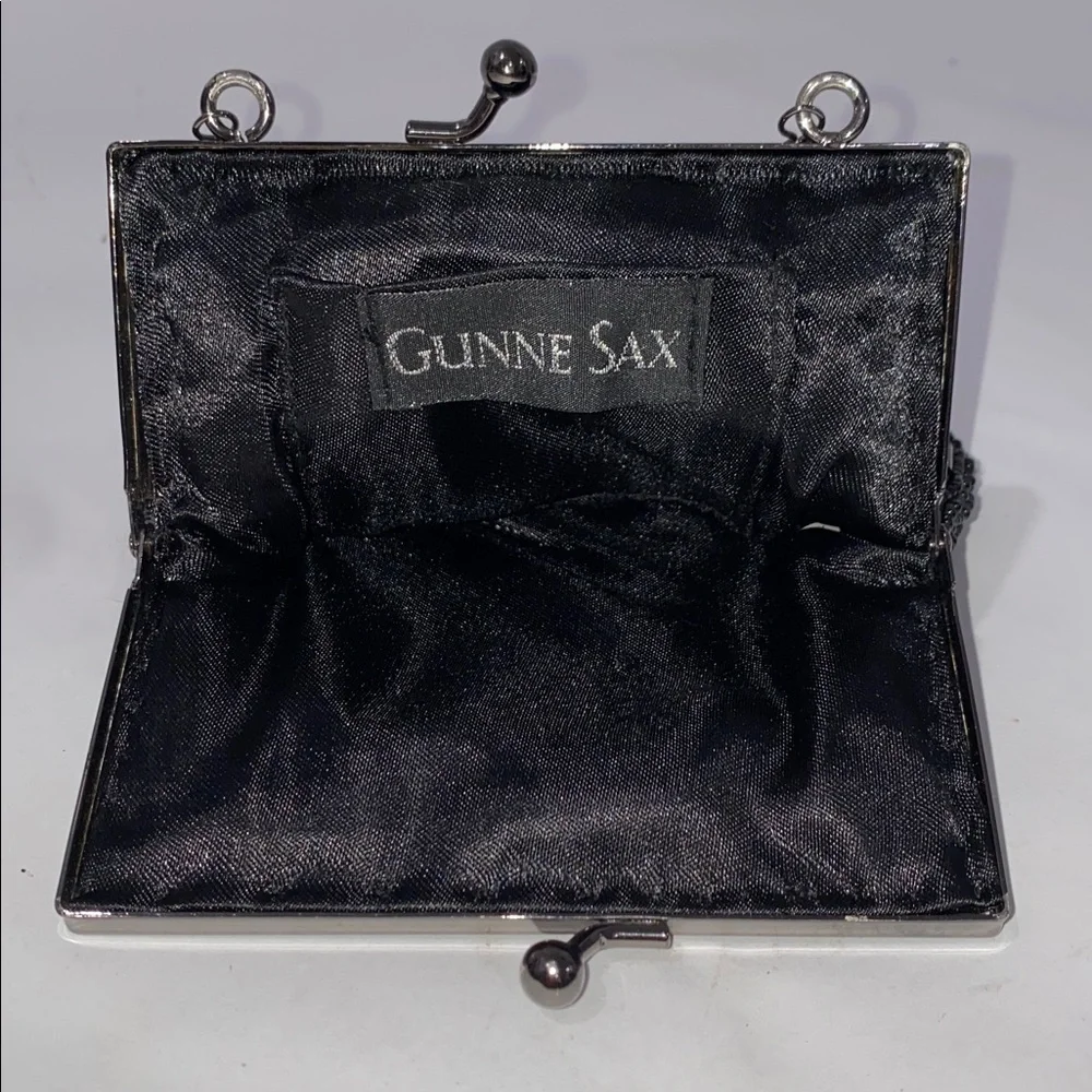 Gunne Sax Elegant Black Beaded Clutch With Chain Strap  And Kiss Closure